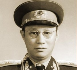 黄立清.png
