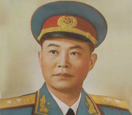 黄新廷.png