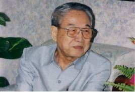 黄仲咸.png