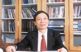 黄伯云.png